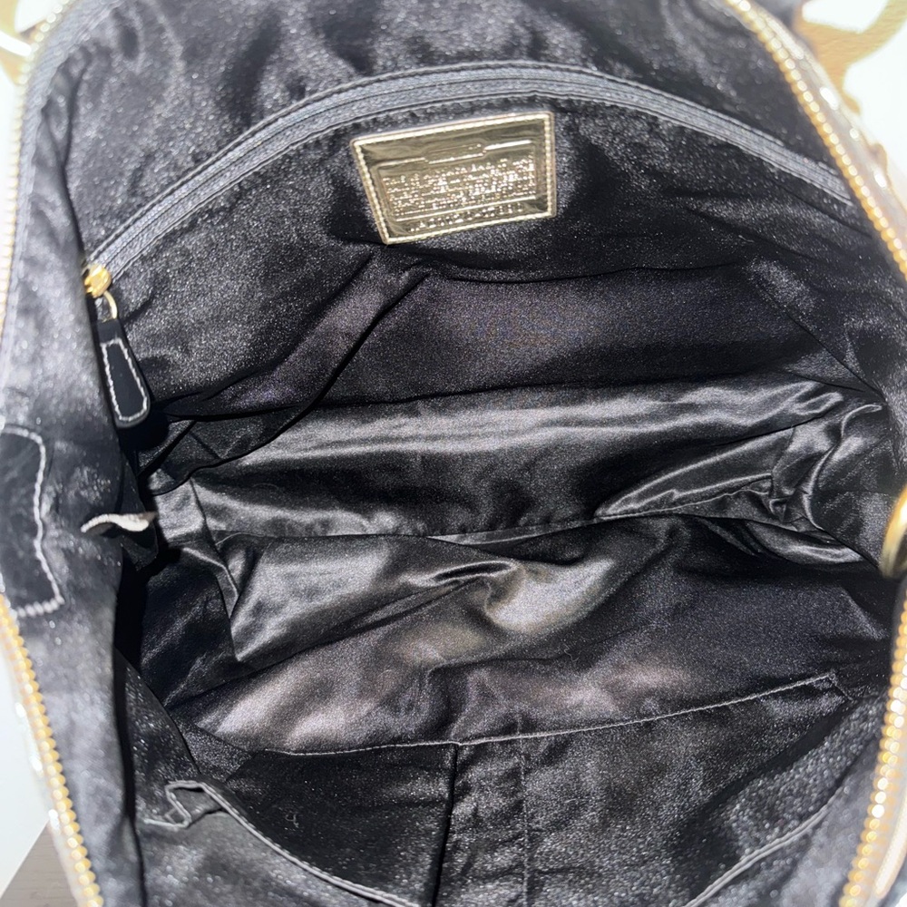 Coach Black and Brown Signature Shoulder Bag with Wallet - Picture 6 of 14
